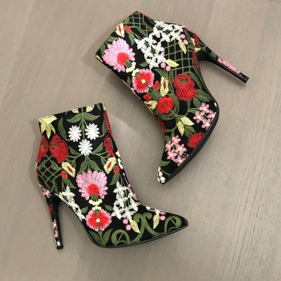 maxime stiletto bootie